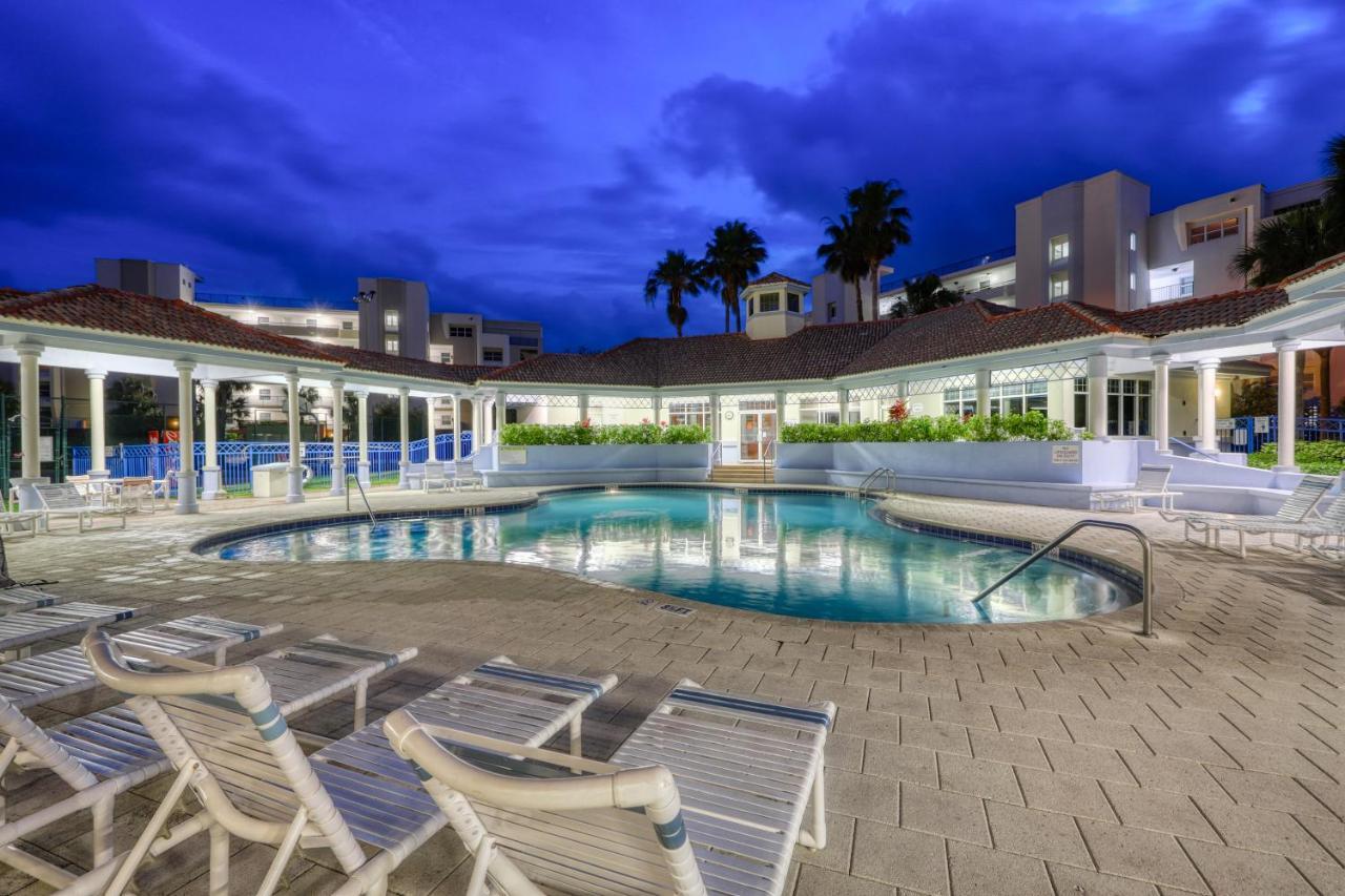 Oceanwalk Condos Bethune Beach Exterior photo