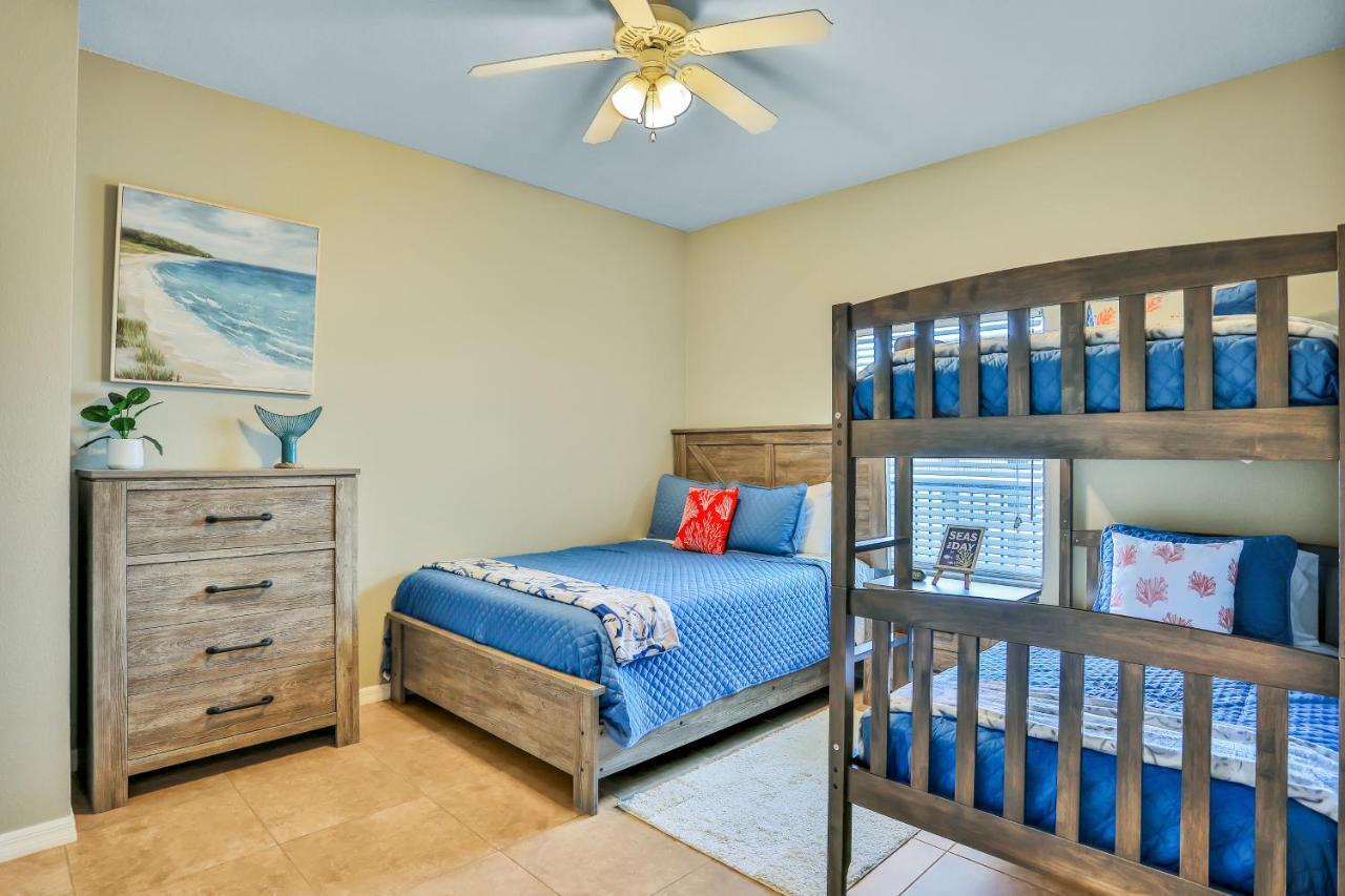Oceanwalk Condos Bethune Beach Exterior photo